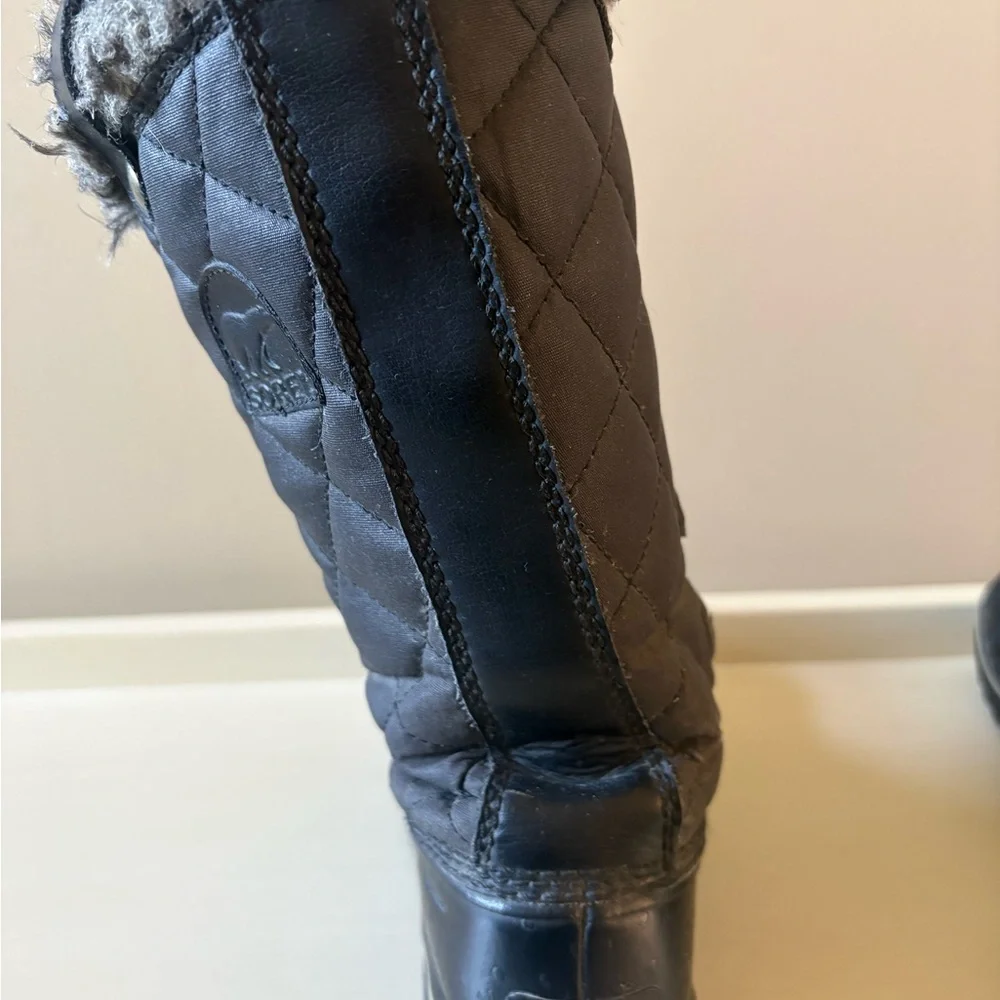 SOREL Joan of Arc winter boots. - Picture 12 of 12
